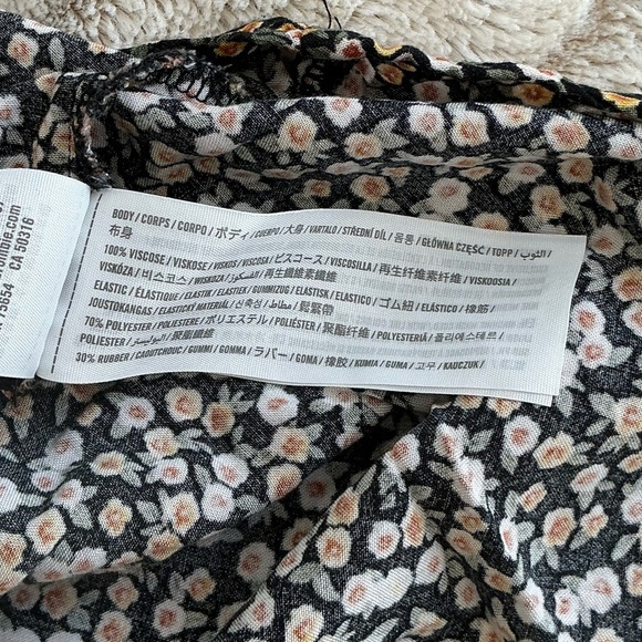 Hollister Floral Dress - Picture 6 of 7